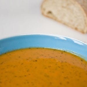 Creamy Vegan Tomato and Dill Soup