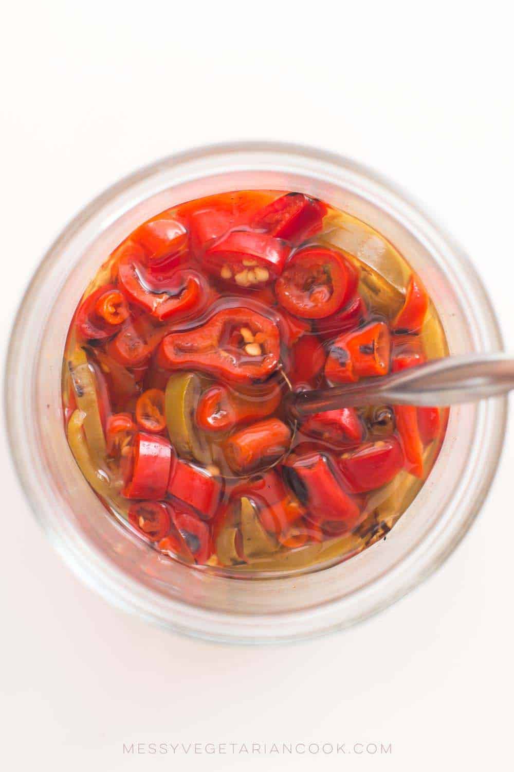 Nam Som Prik Dong: Thai Chillies Pickled in Vinegar (น้ำส้มพริกดอง) - Messy Vegan Cook