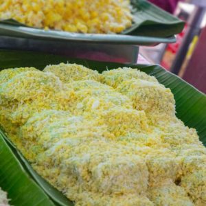 Kanom tua paep – ขนมถั่วแปบ