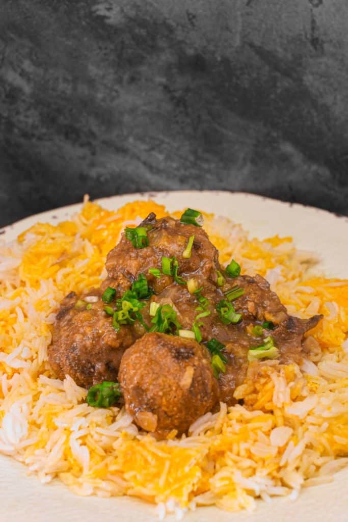 Omani Date and Meatball Stew